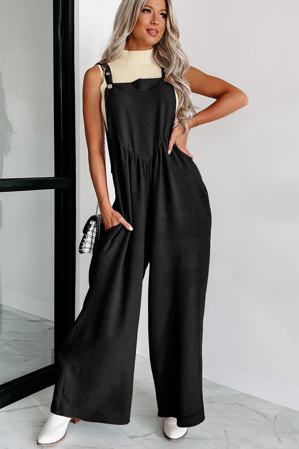 Chic Wide-Leg Jumpsuit with Button Straps