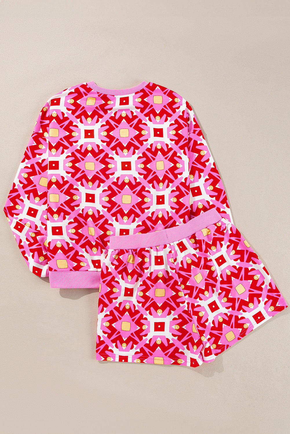 Geometric Print Lounge Set with Long Sleeves and Drawstring Waist Shorts