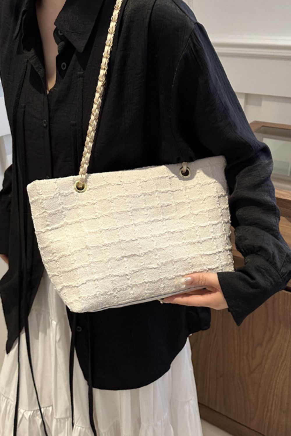 Texture Chain Tote bag