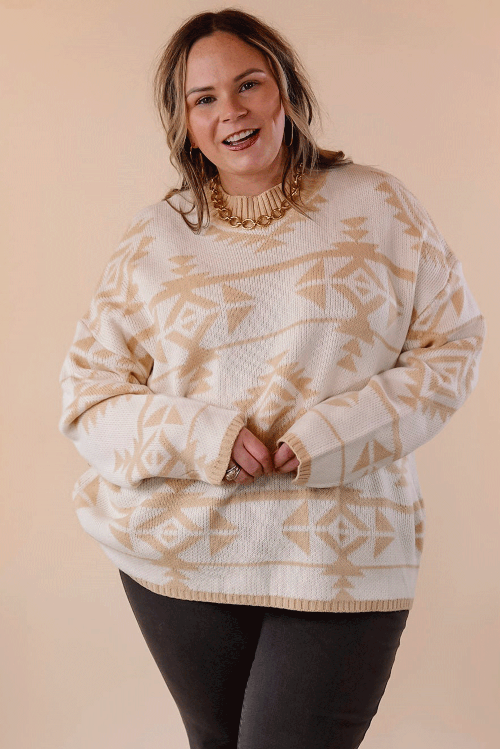 Plus-Size Cozy Loose Sweater with Vibrant Western Aztec Print