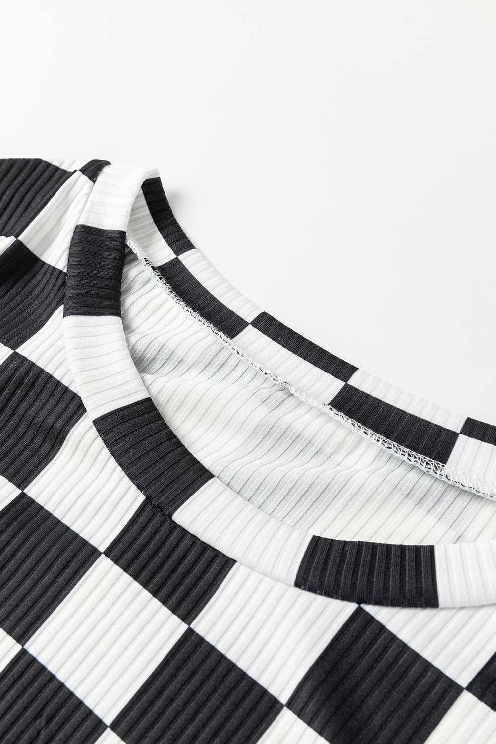 Checkered Half Sleeve Top and Flared Crop Pants Set