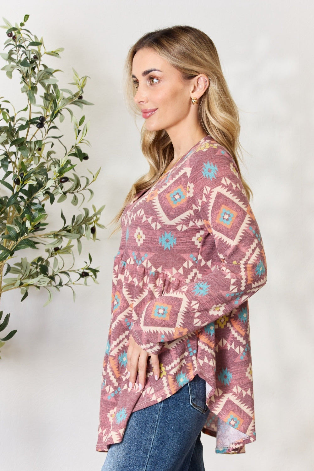 2f28c6d3be12409ea0143a86631c9a04-Max