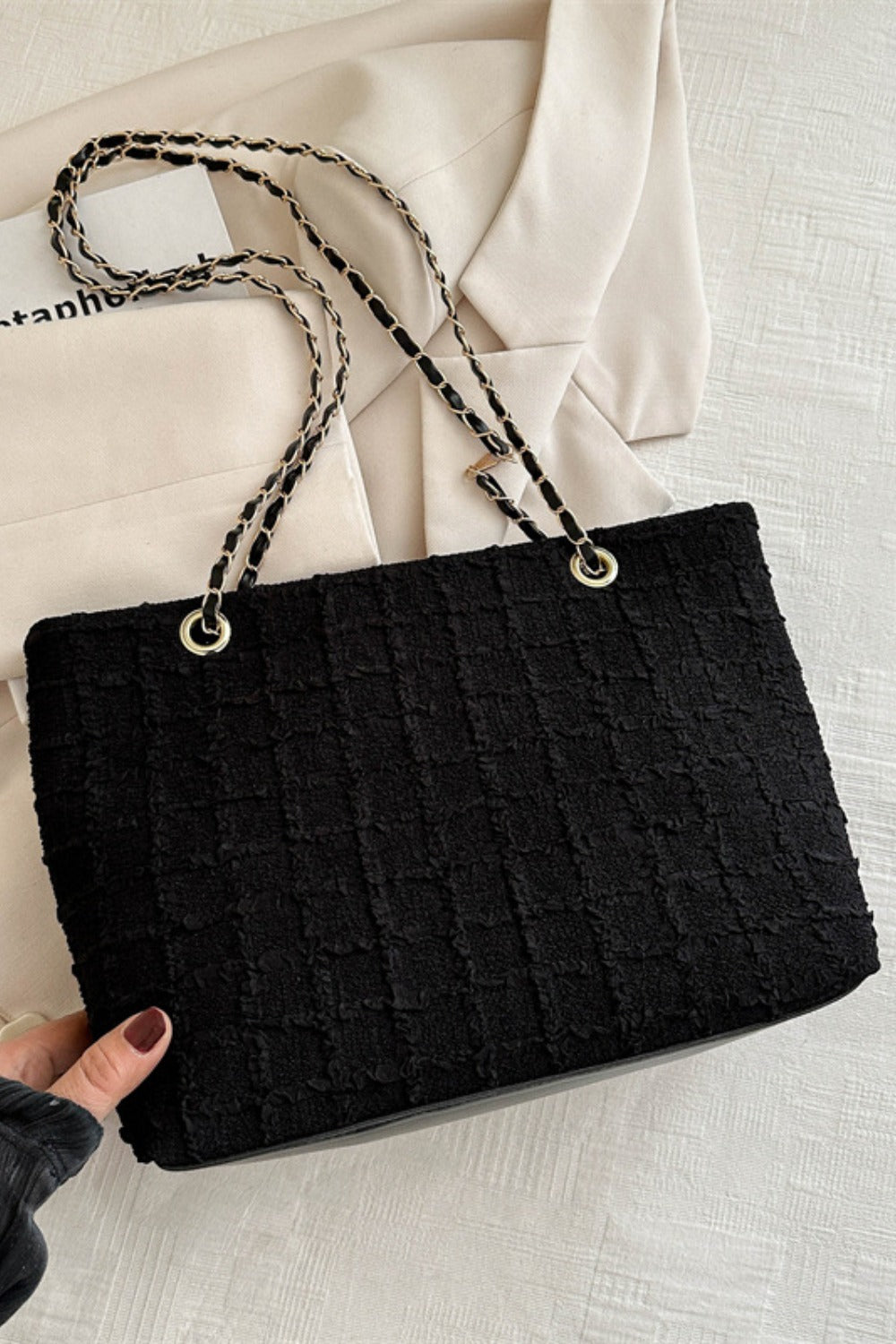 Texture Chain Tote bag