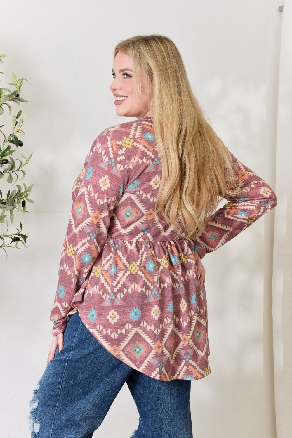 a5ad6a415724411ebe937b2895b4f499-Max