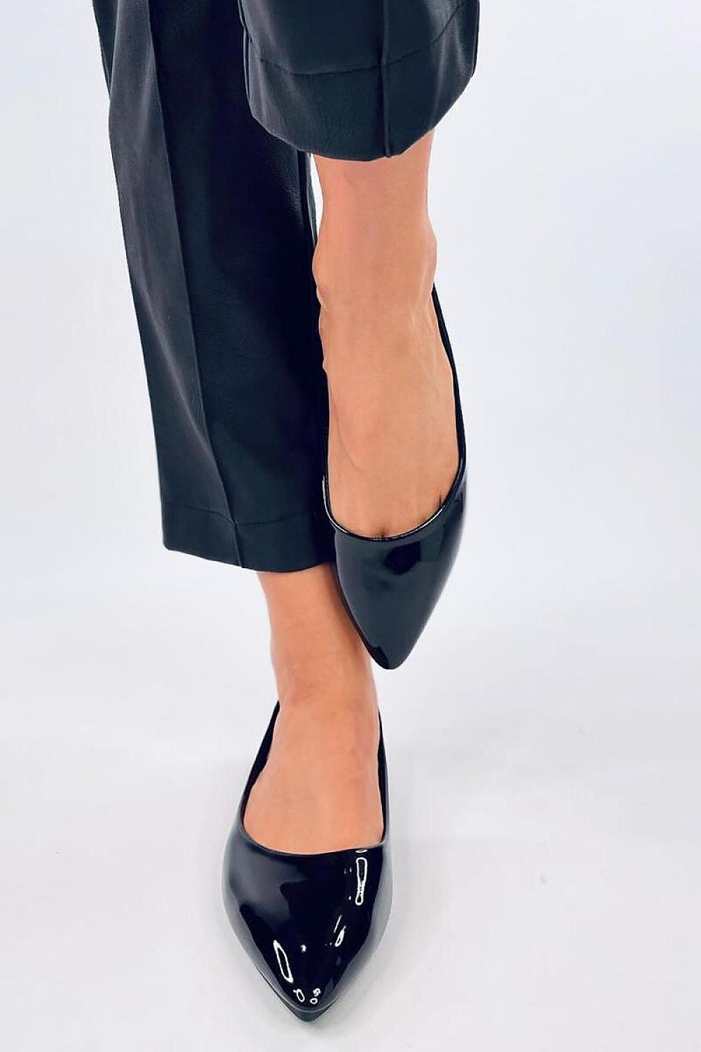 Shiny Ballet flats