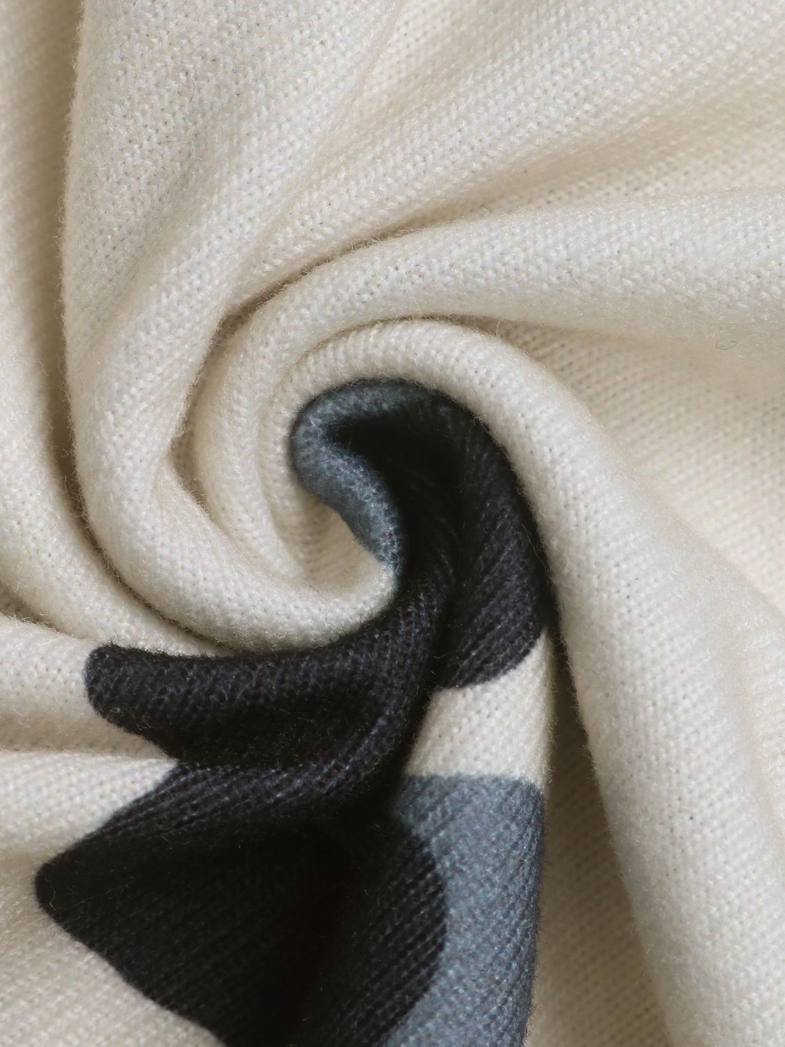 fc3f9a66-9b94-4854-88aa-eb9147b291c3-Max